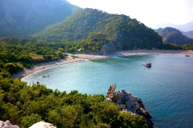 Tekirova Kıyıları