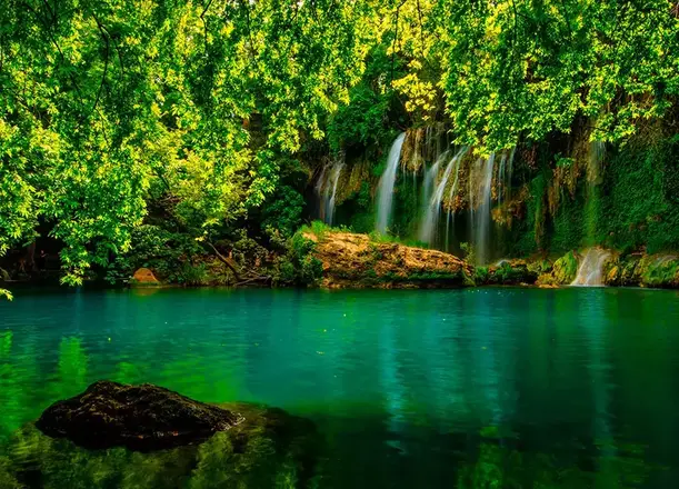 Kurşunlu Şelalesi Tabiat Parkı
