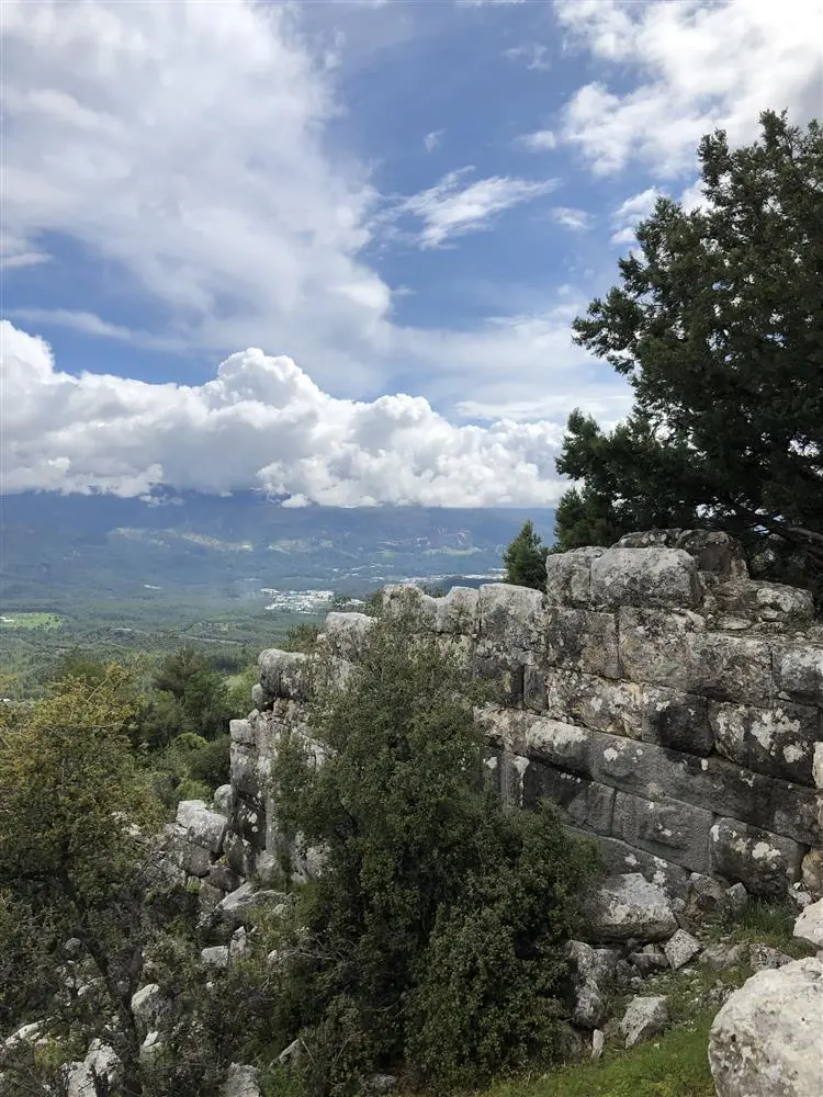 Arneai Antik Kenti
