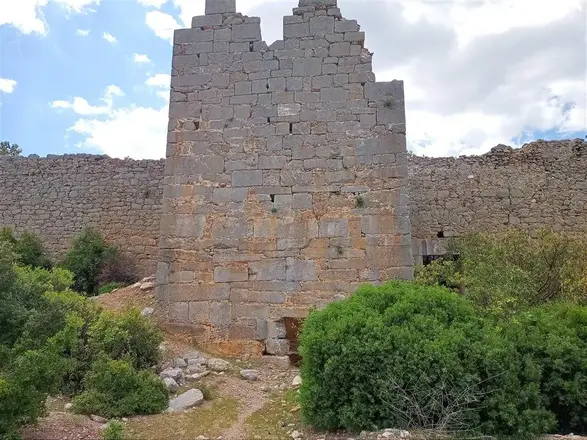 Adanda Lamos Antik Kenti