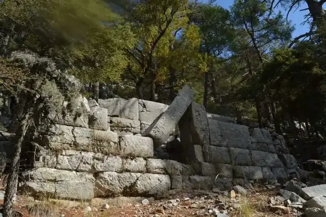 Mnara Antik Kenti
