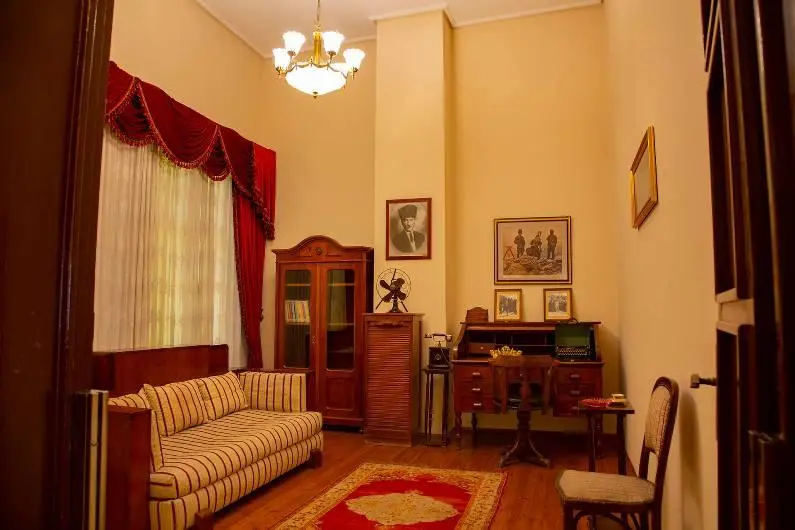 Antalya Atatürk Evi Müzesi