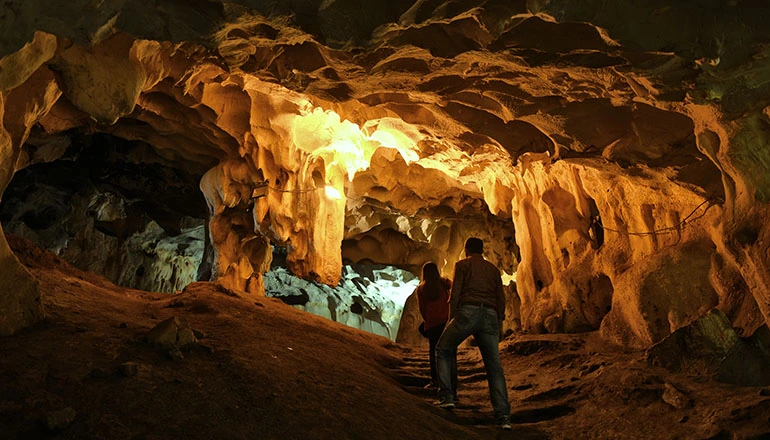 Karain Mağarası