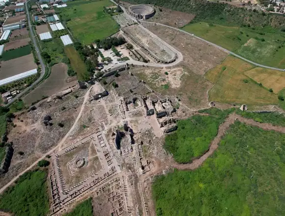 Perge Antik Kenti