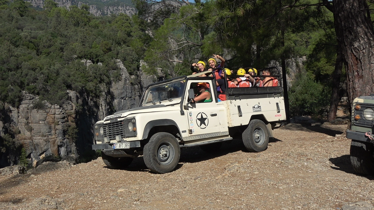 Rafting & Jeep Safari Tour