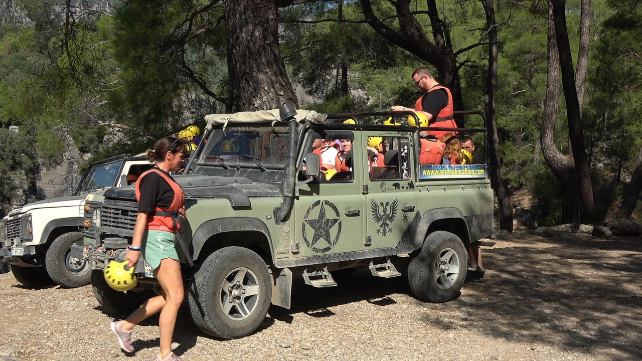 Rafting & Jeep Safari Tour