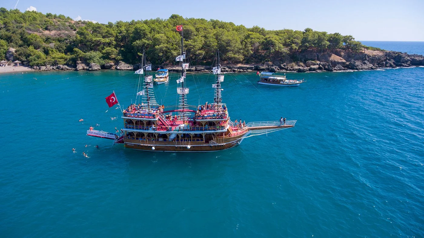 Island Boat Tour